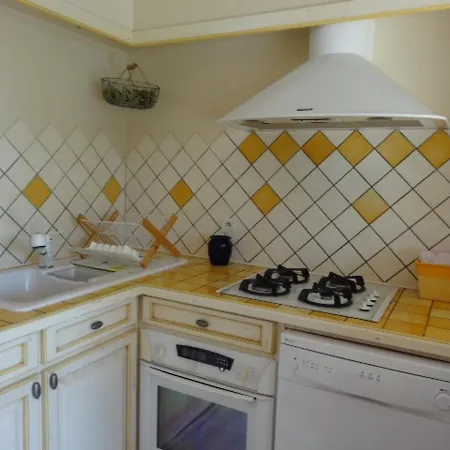 Appartement Maison En Bord De A Avec Terrasse, 6 Pers, Wifi - Fr-1-551-2